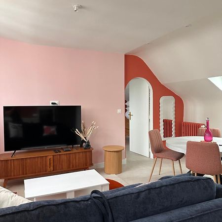 Grand Appartement Ultra Moderne Plein Centre, Plage A Pieds, Avec Parking Concarneau Exterior photo
