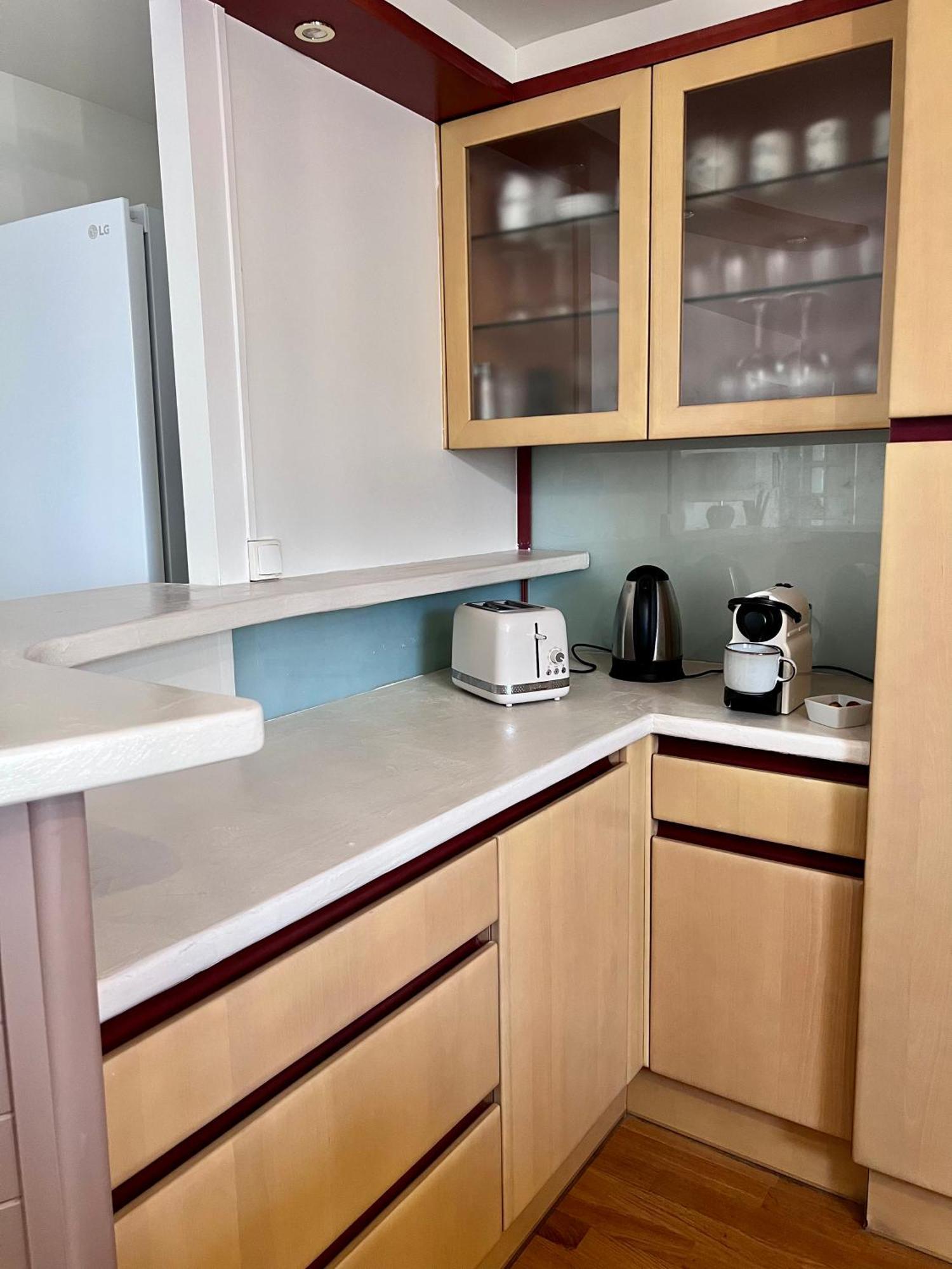 Grand Appartement Ultra Moderne Plein Centre, Plage A Pieds, Avec Parking Concarneau Exterior photo